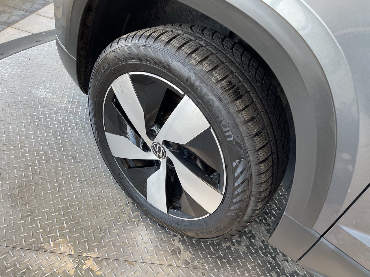 2025 Volkswagen Taos