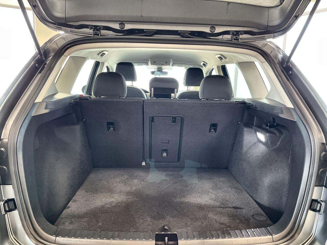 2025 Volkswagen Taos