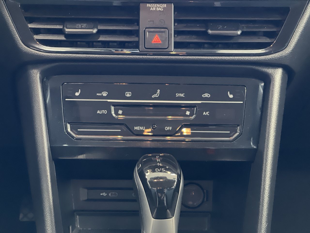 2025 Volkswagen Taos