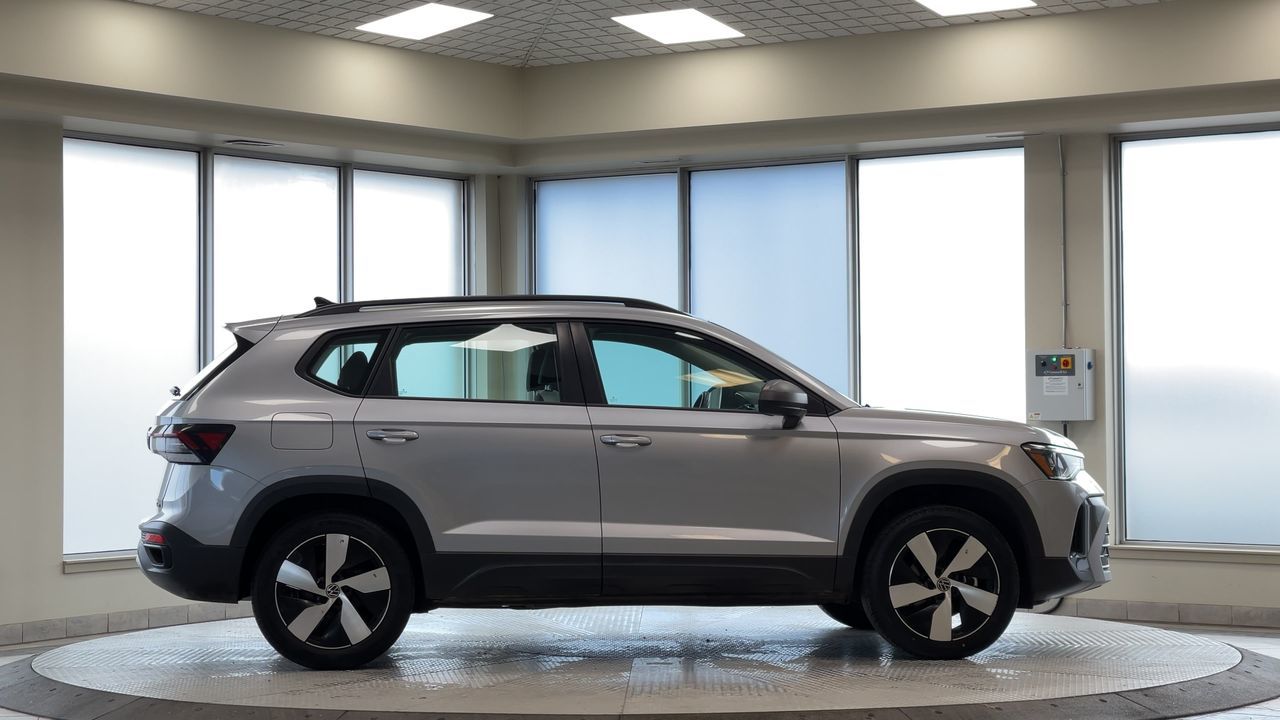 2025 Volkswagen Taos