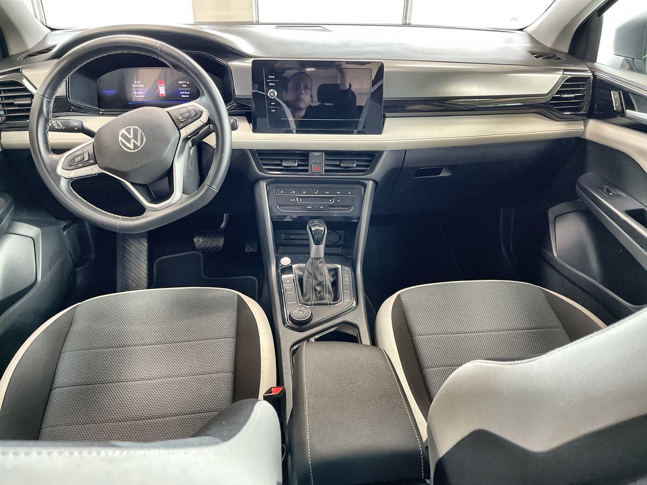 2025 Volkswagen Taos