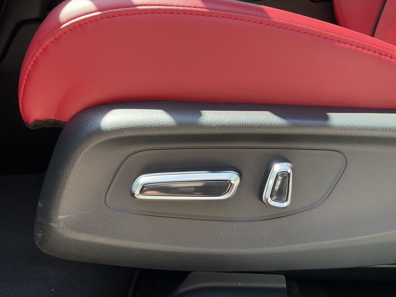 2025 Acura ADX
