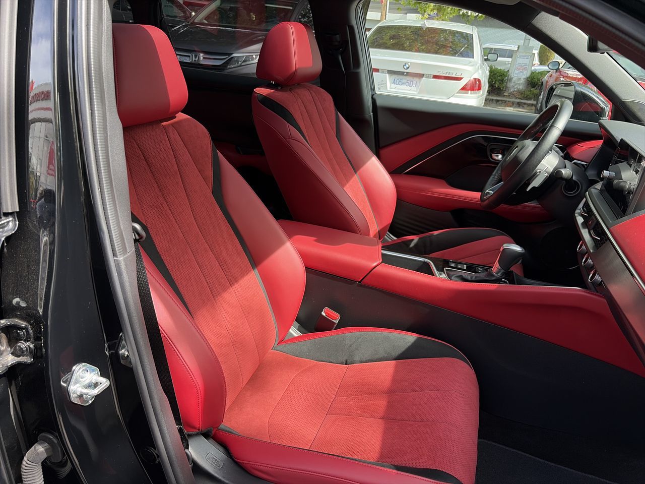 2025 Acura ADX