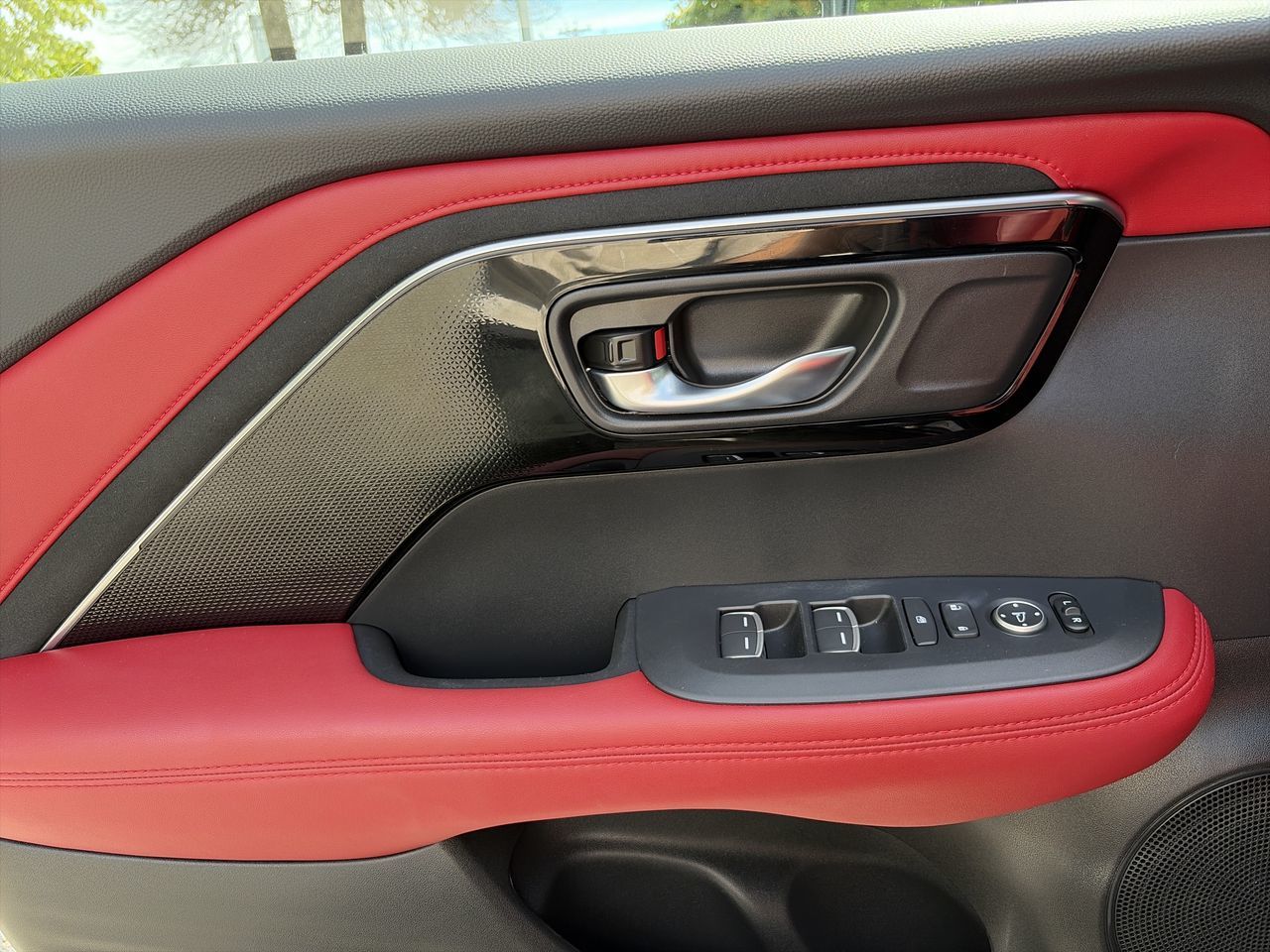 2025 Acura ADX