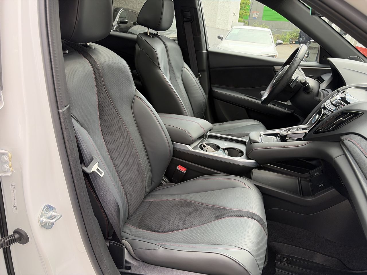 2025 Acura RDX
