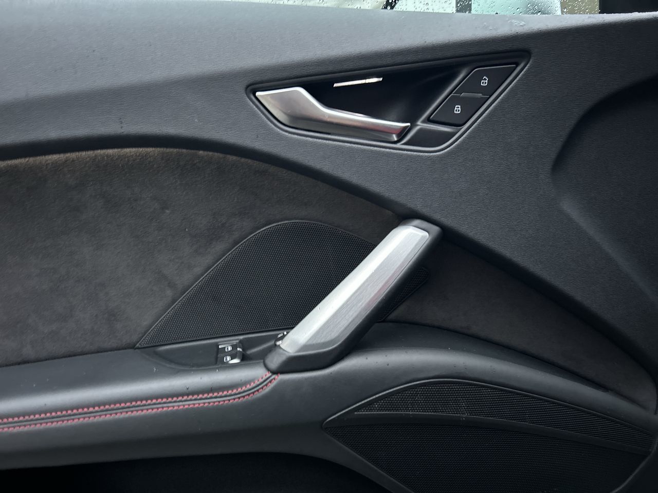 Audi TTS  2020 à Vancouver, Colombie-Britannique