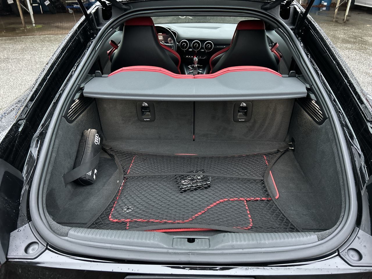 Audi TTS  2020 à Vancouver, Colombie-Britannique