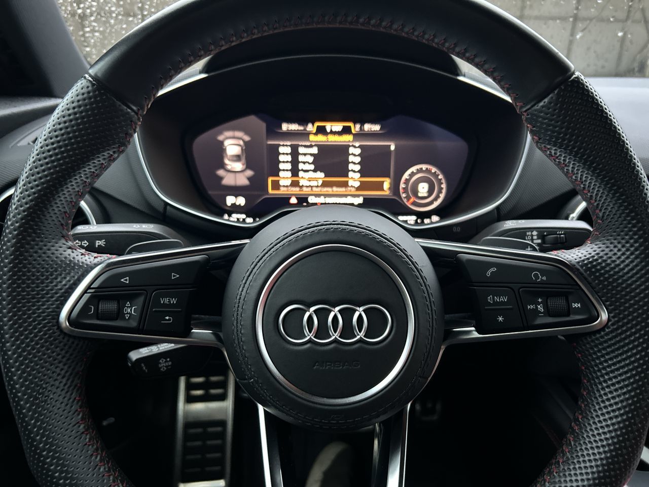 Audi TTS  2020 à Vancouver, Colombie-Britannique