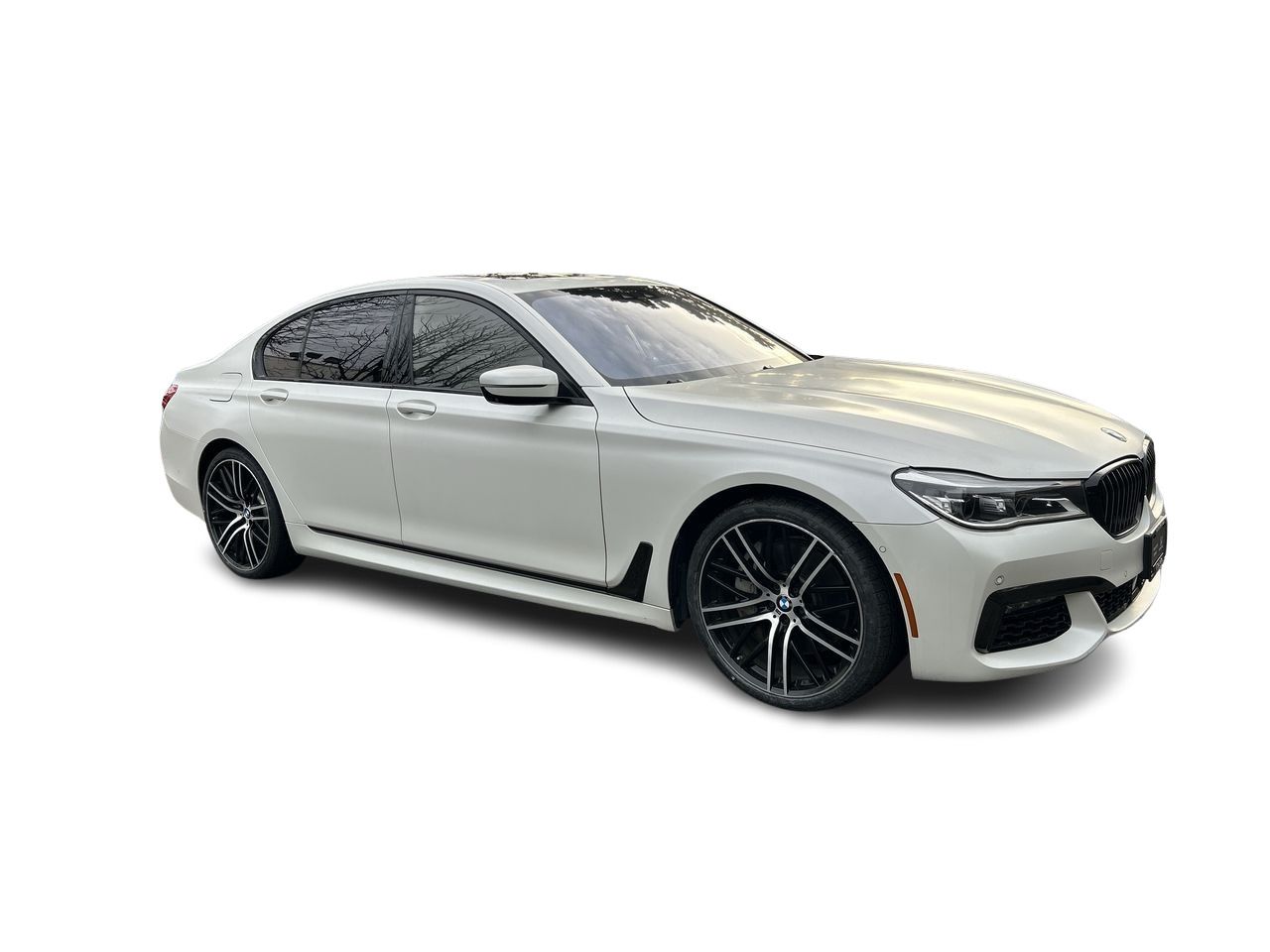 2019  750i