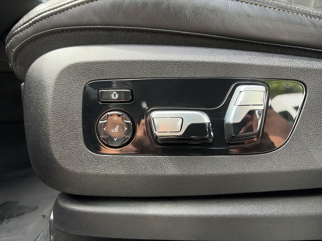 2020 BMW X7