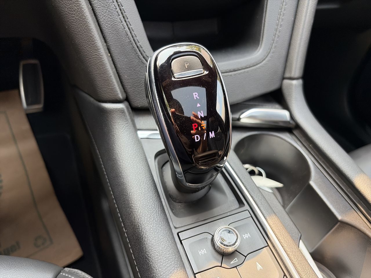 2025  XT5