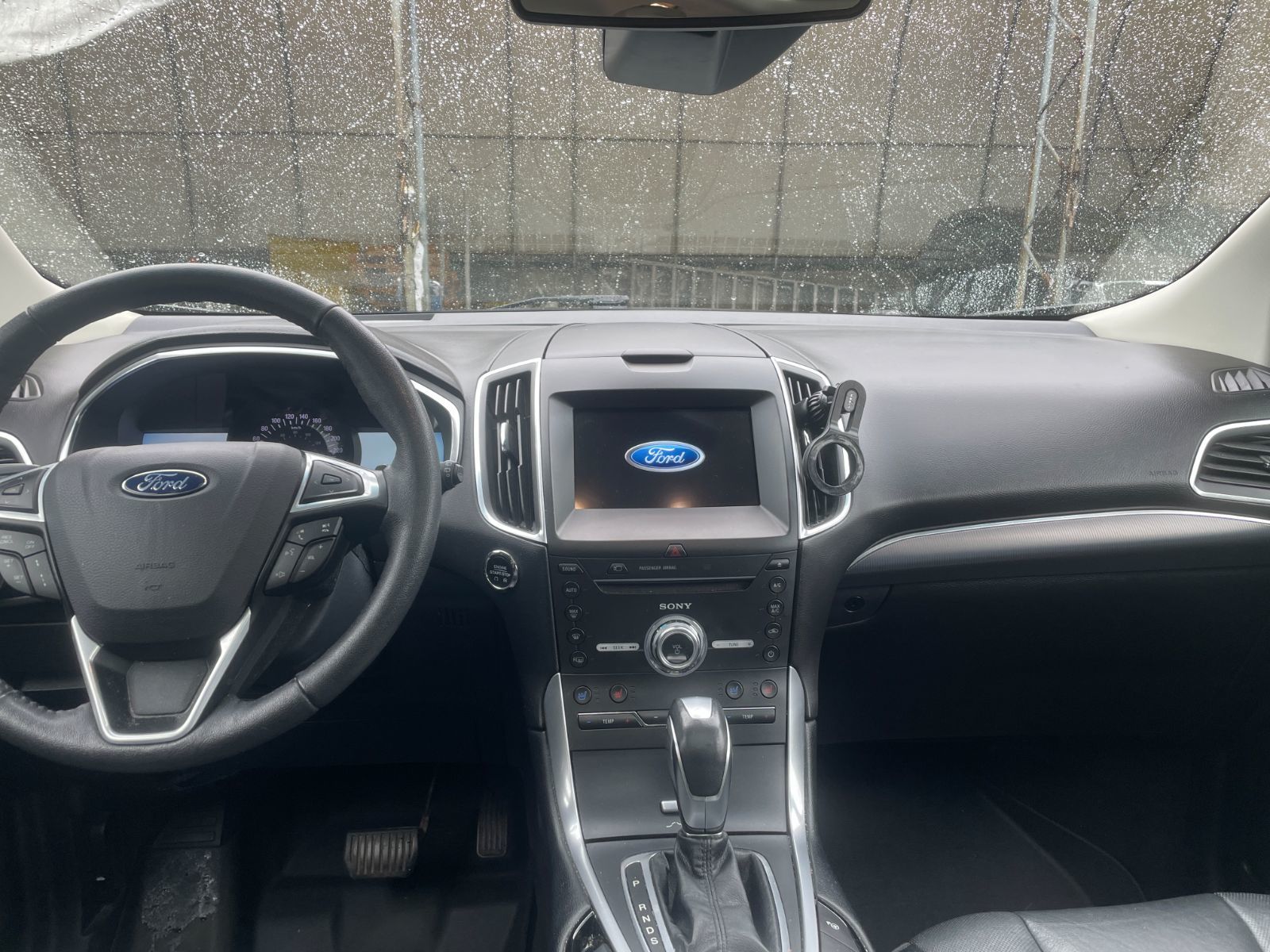 2017 Ford Edge
