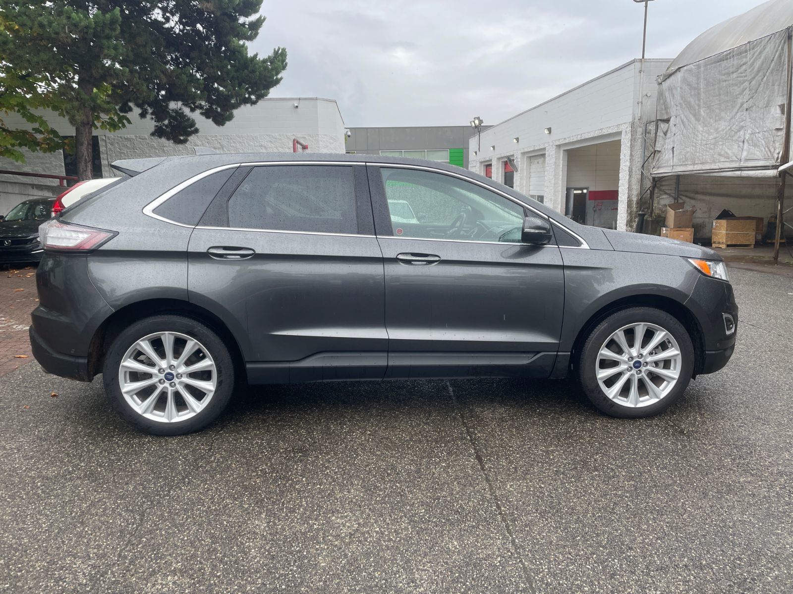 2017 Ford Edge