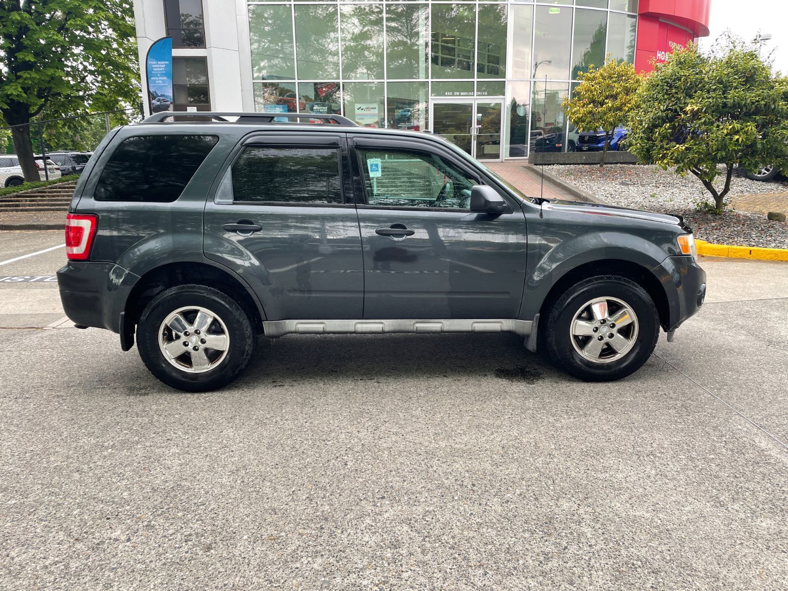 2009 Ford Escape in Vancouver, British Columbia
