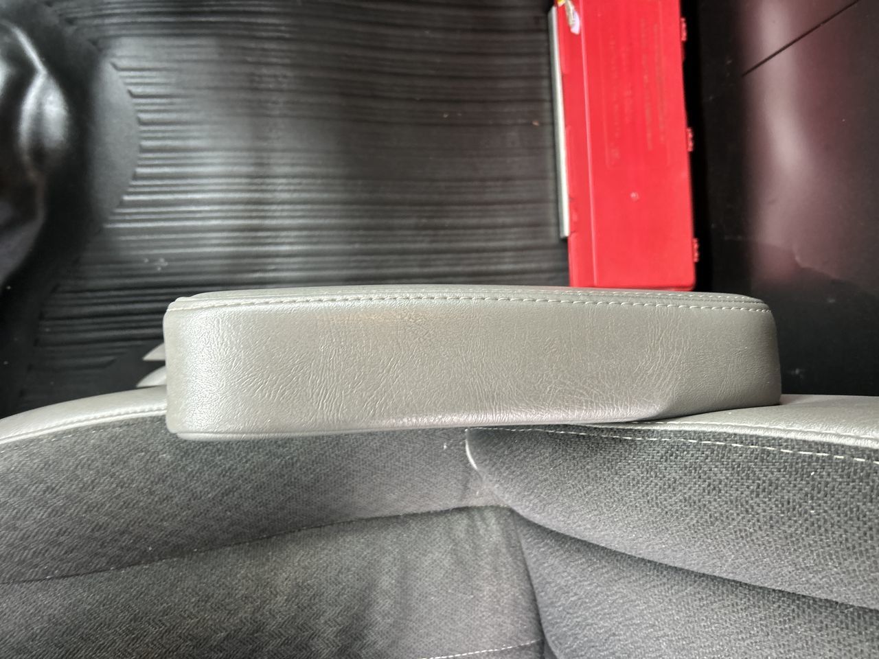 2023 GMC Savana Cargo 2500