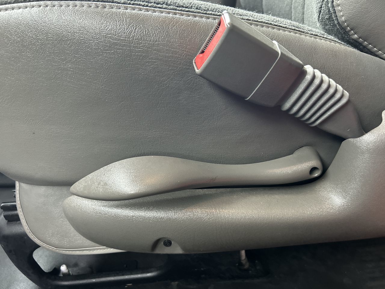 2023 GMC Savana Cargo 2500