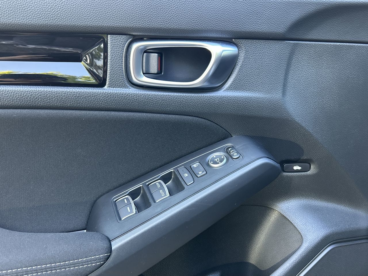 2025 Honda Civic Hybrid in Vancouver, British Columbia