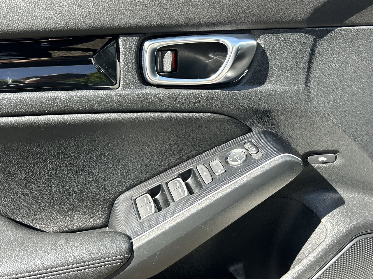 2025 Honda Civic Hybrid in Vancouver, British Columbia