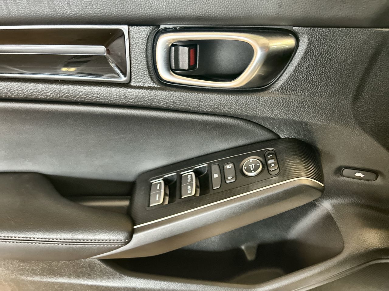 2025 Honda Civic Hybrid