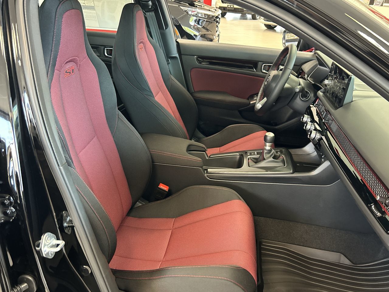 2025 Honda Civic SI in Vancouver, British Columbia