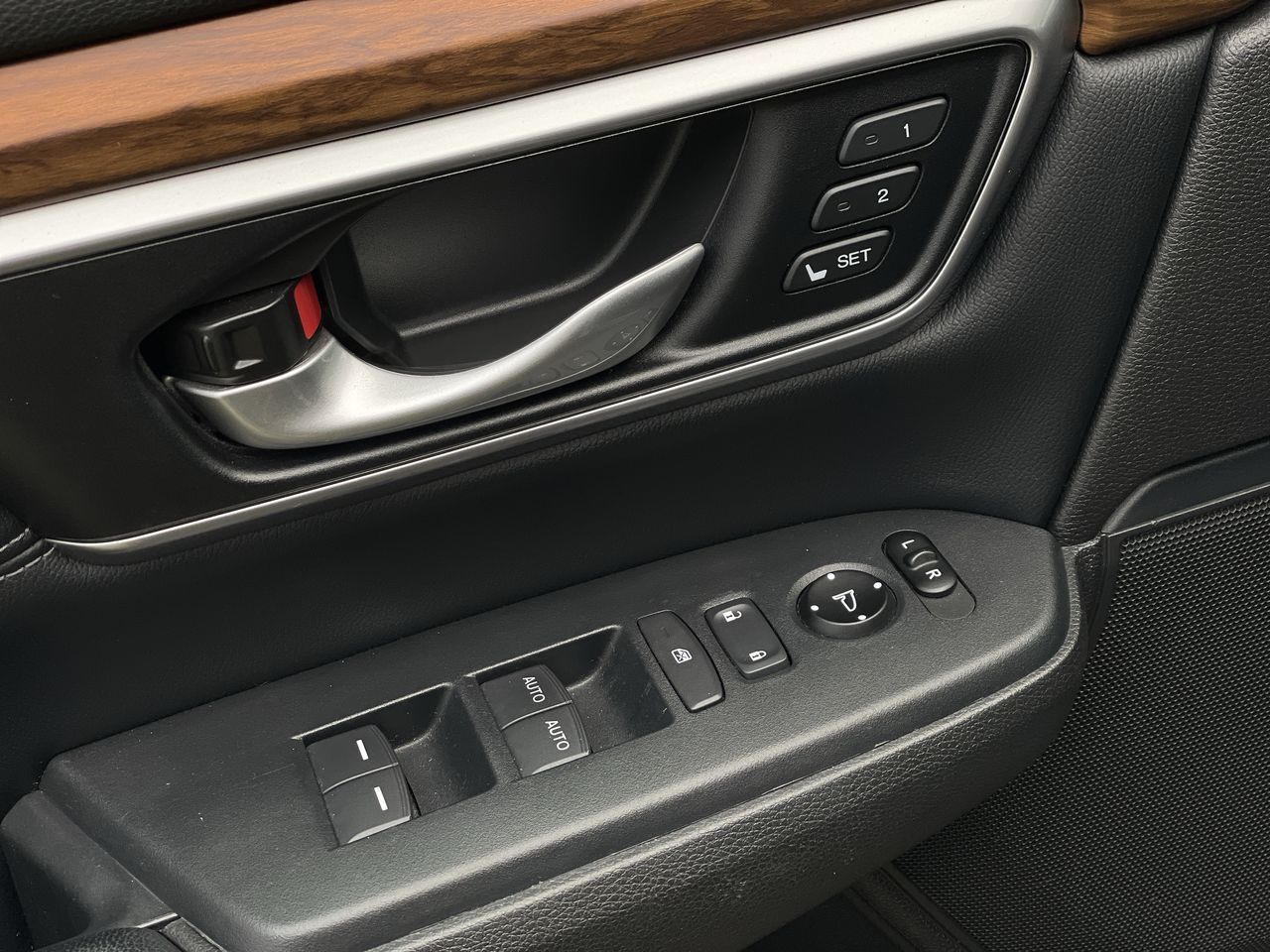 2017 Honda CR-V in Vancouver, British Columbia