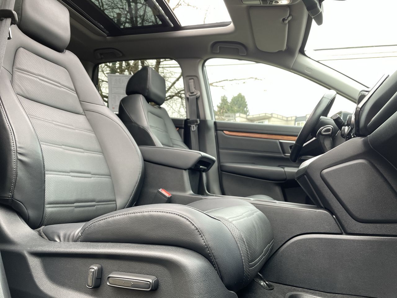 2017 Honda CR-V in Vancouver, British Columbia