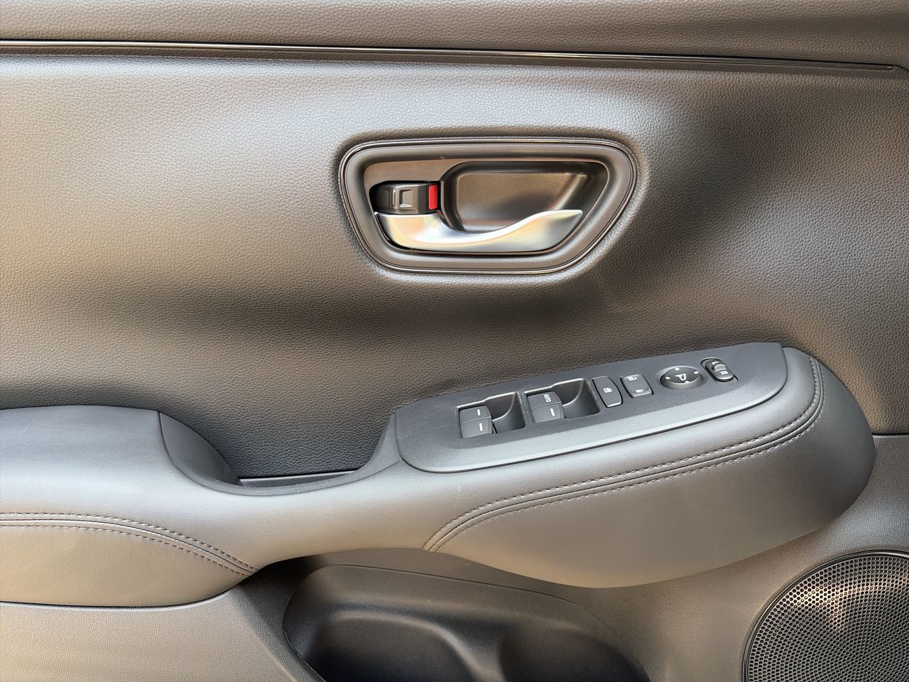 2025  HR-V