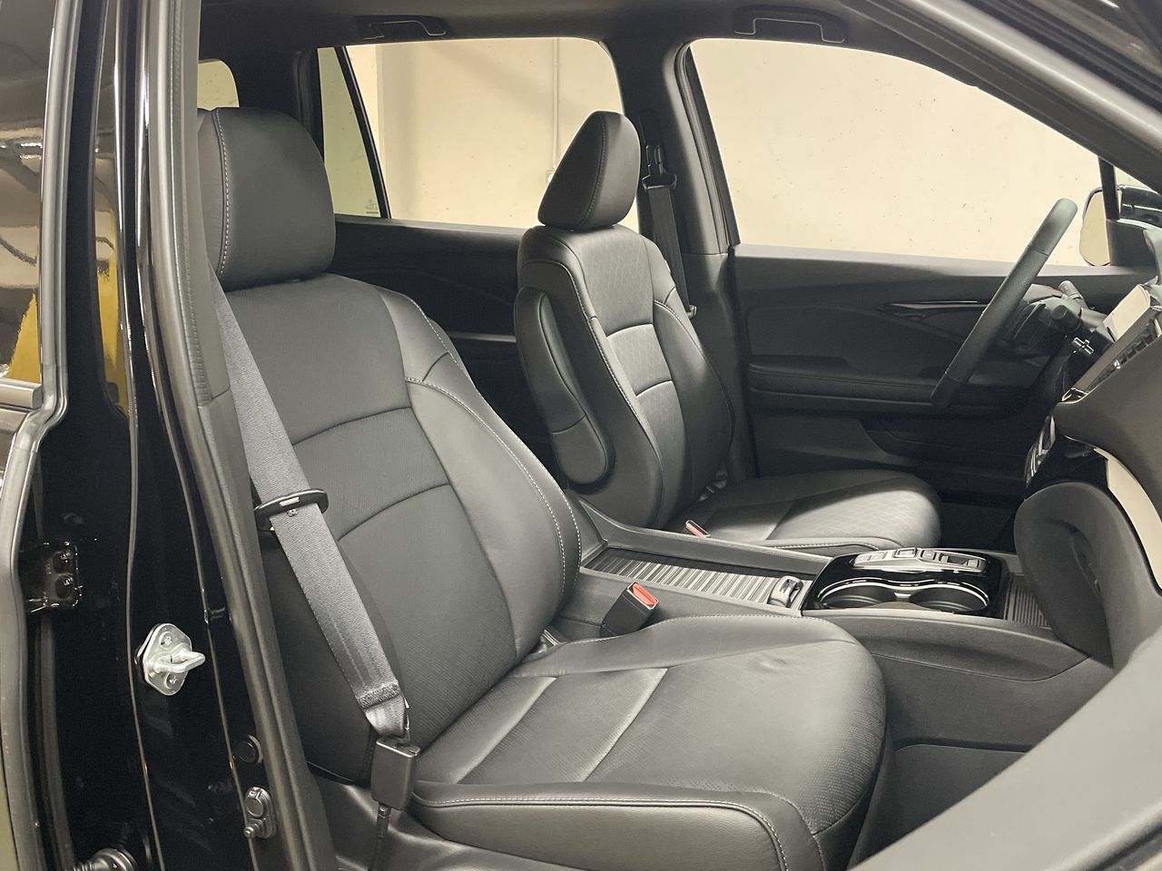 2022 Honda Passport in Vancouver, British Columbia