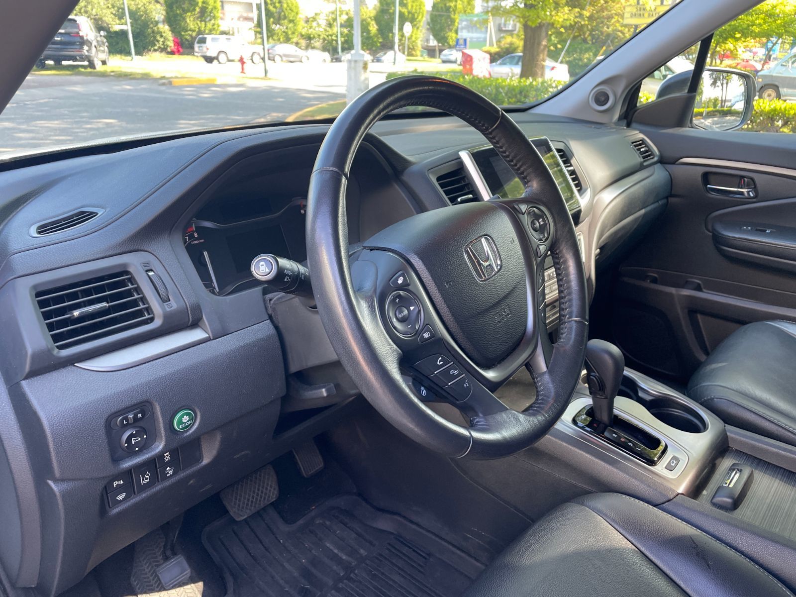 2017 Honda Pilot in Vancouver, British Columbia