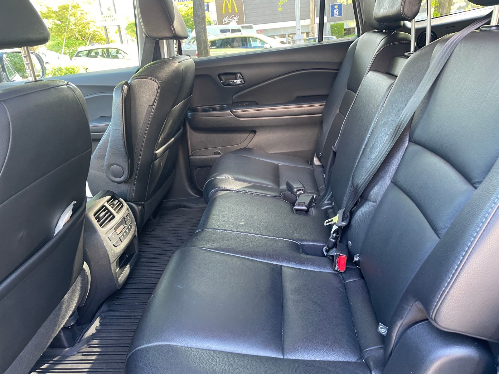 2017 Honda Pilot in Vancouver, British Columbia
