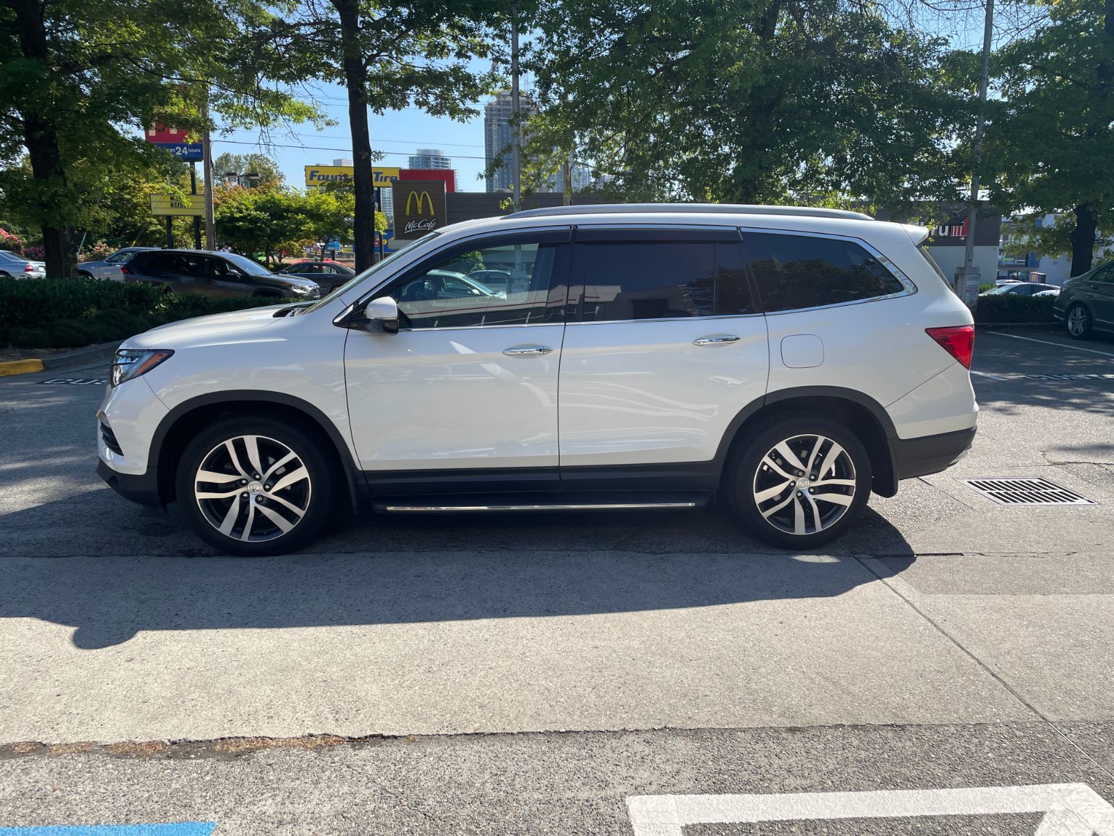 2018 Honda Pilot in Vancouver, British Columbia