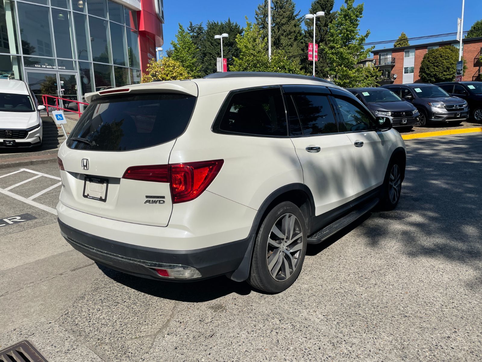 2018 Honda Pilot in Vancouver, British Columbia