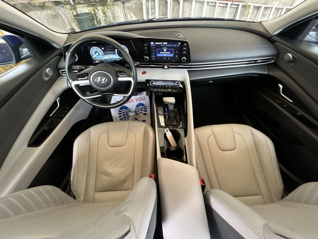 Hyundai Elantra  2022 à Vancouver, Colombie-Britannique