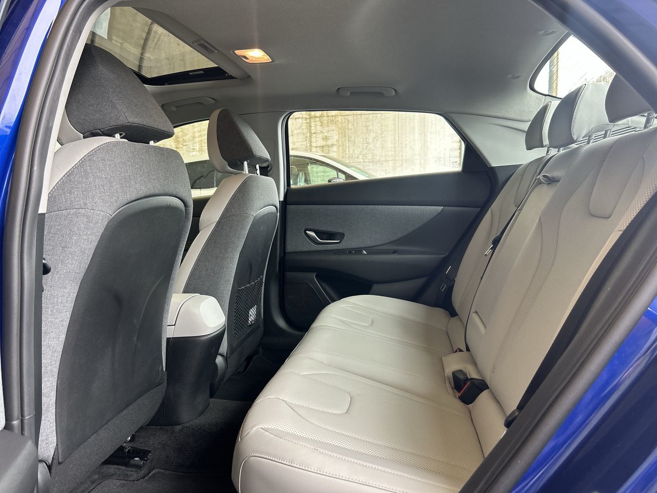 Hyundai Elantra  2022 à Vancouver, Colombie-Britannique