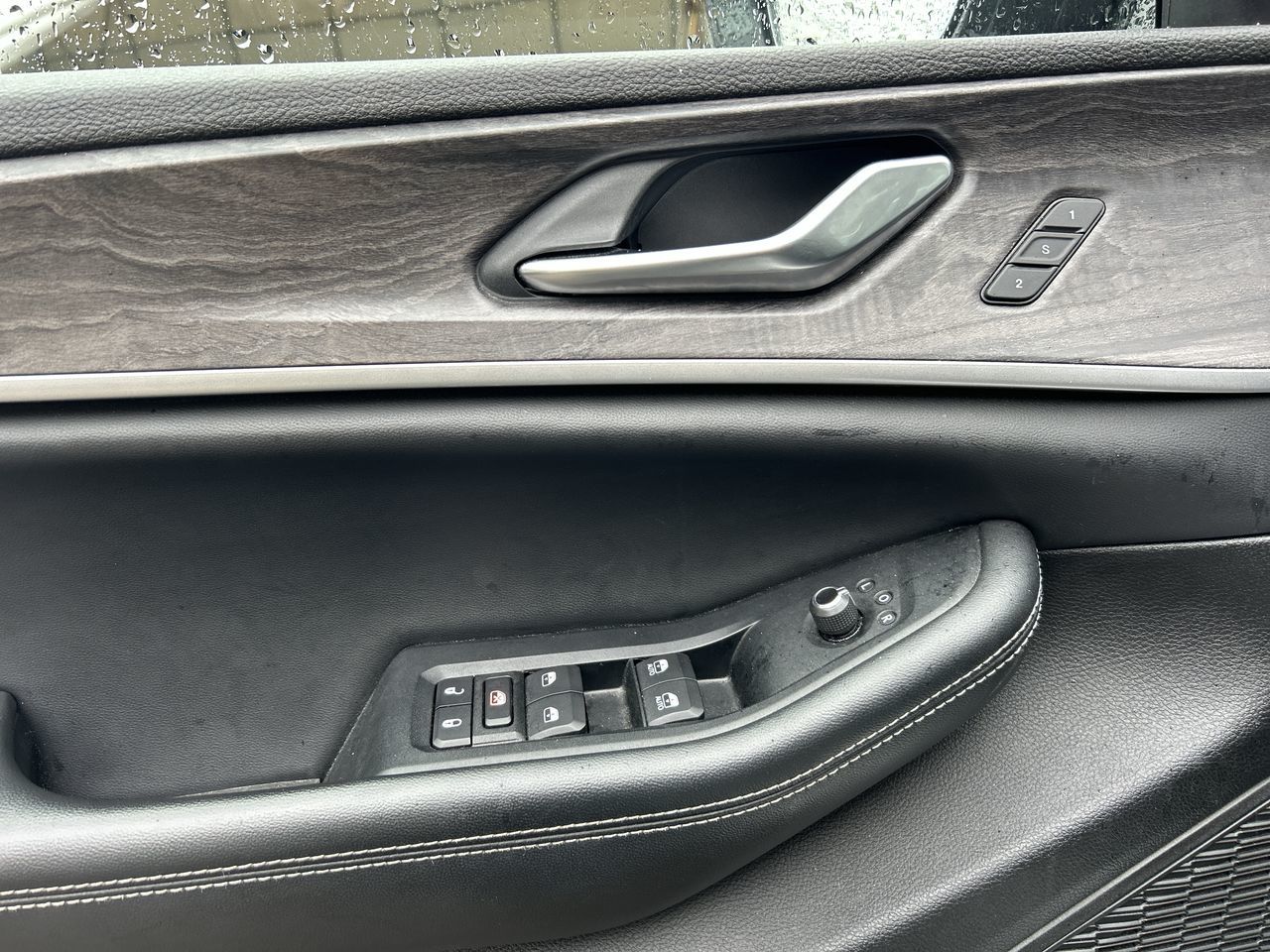 2023 Jeep Grand Cherokee 4X4 in Vancouver, British Columbia