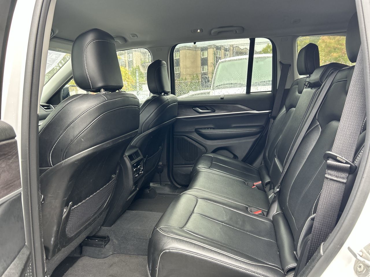 2023 Jeep Grand Cherokee 4X4 in Vancouver, British Columbia