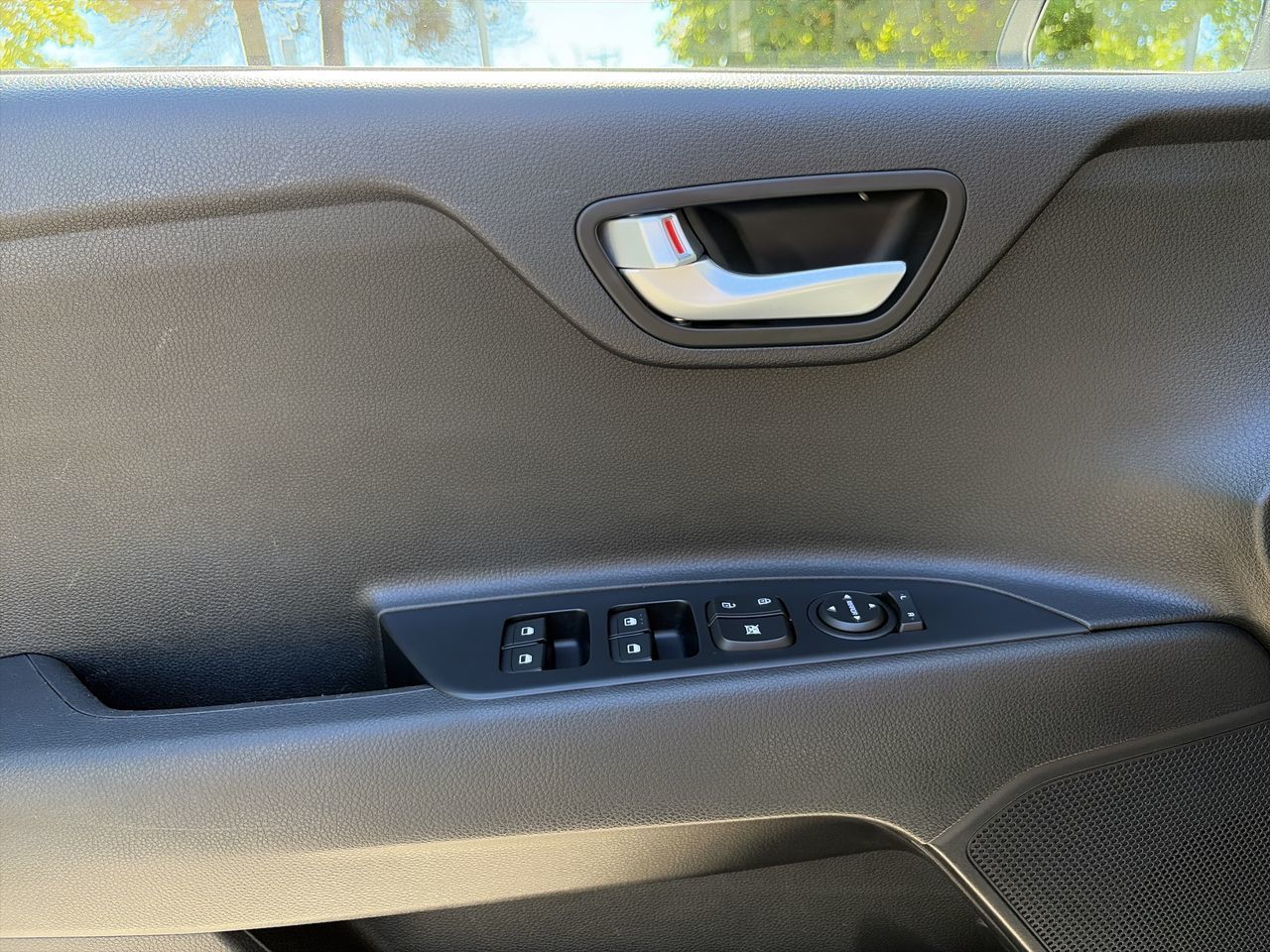 2021 Kia Rio5
