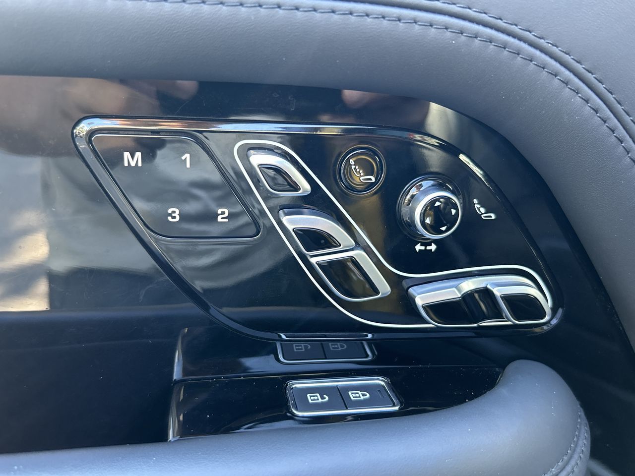 2021 Land Rover Range Rover in Vancouver, British Columbia