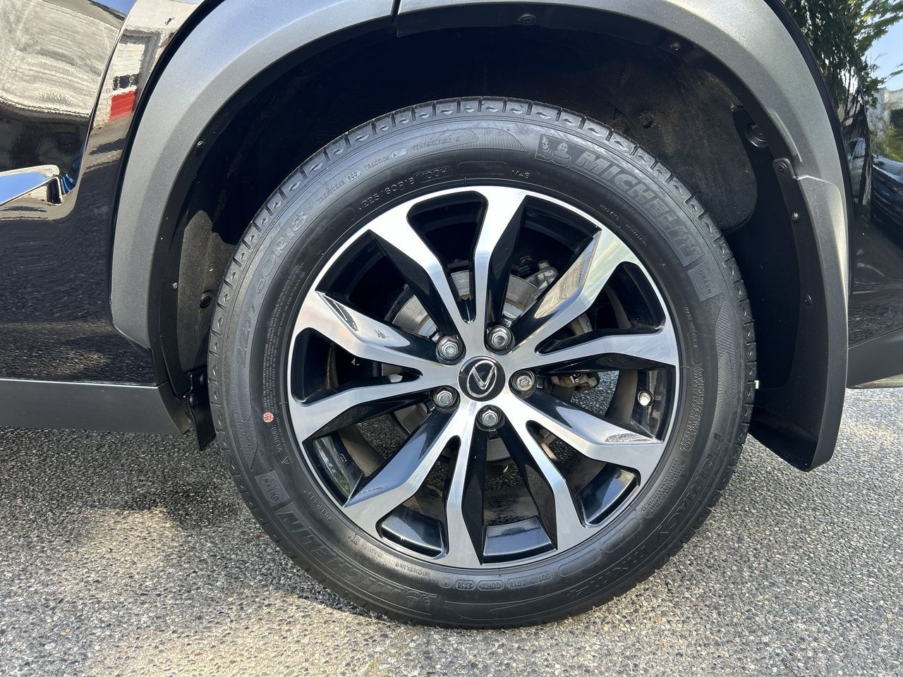 2017  NX 200t