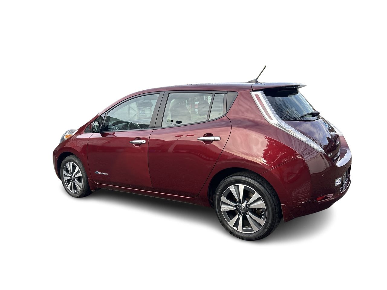 2016  Leaf