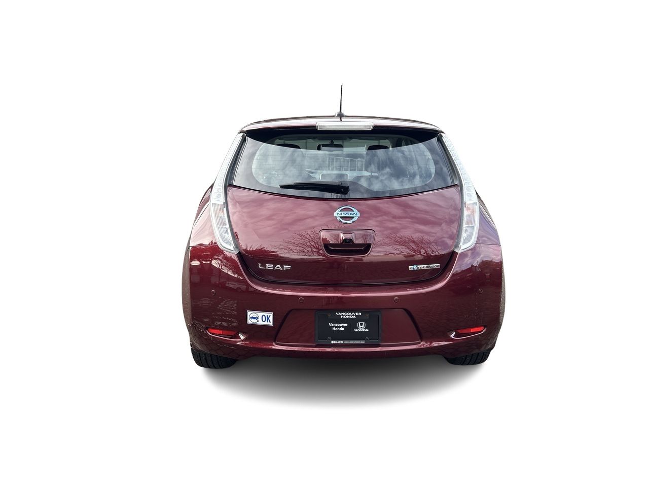 2016  Leaf