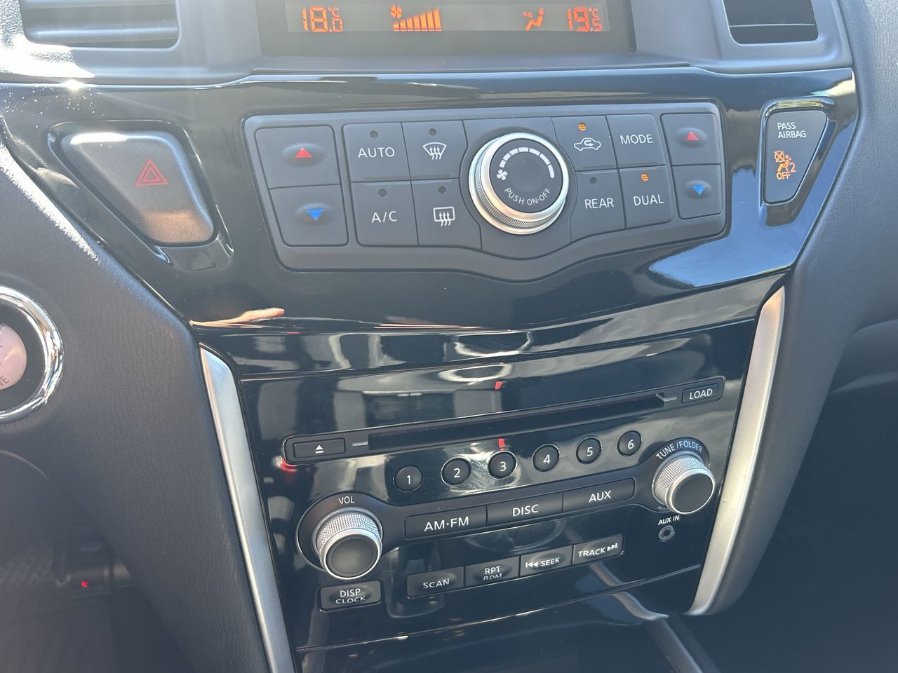 2015 Nissan Pathfinder in Vancouver, British Columbia