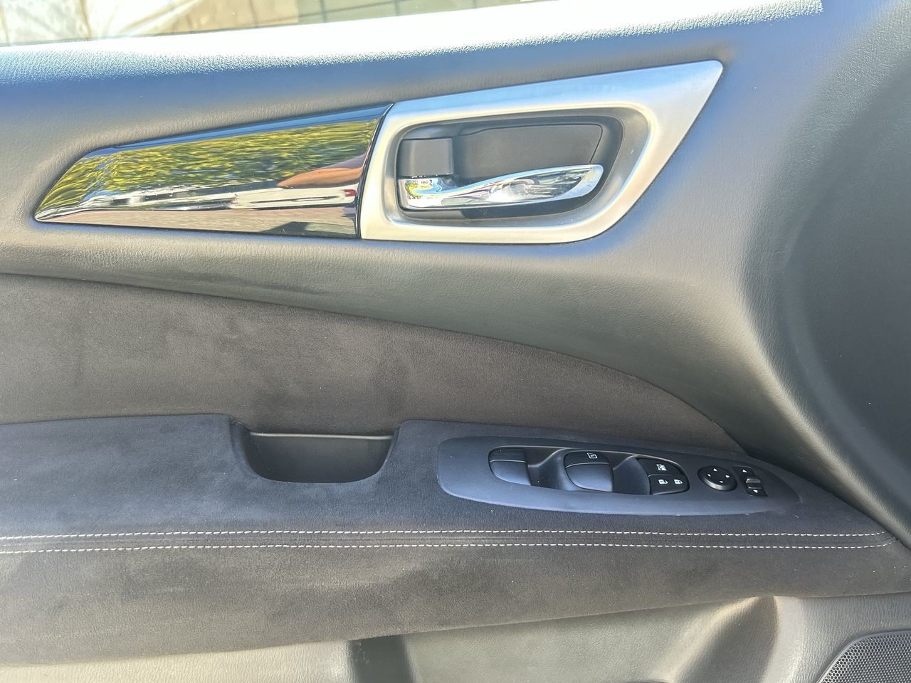 2015 Nissan Pathfinder in Vancouver, British Columbia