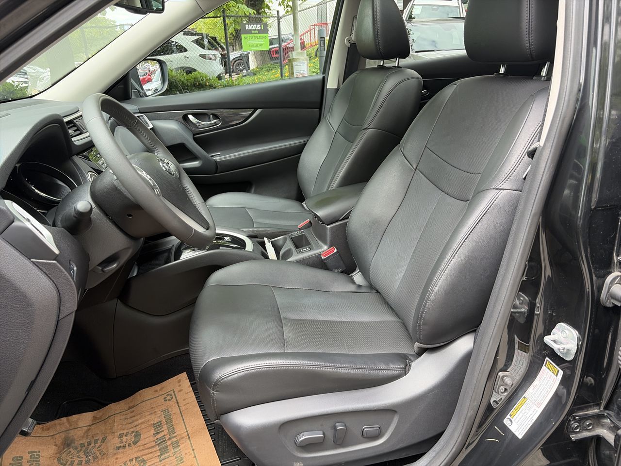 2016  Rogue