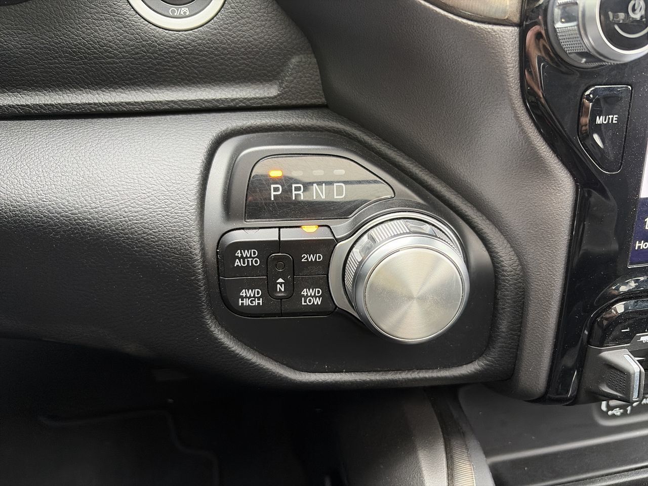 2022  RAM 1500 Crew Cab 4x4 (DT)