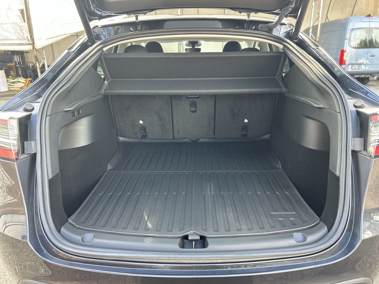 Tesla Model Y  2024 à Vancouver, Colombie-Britannique