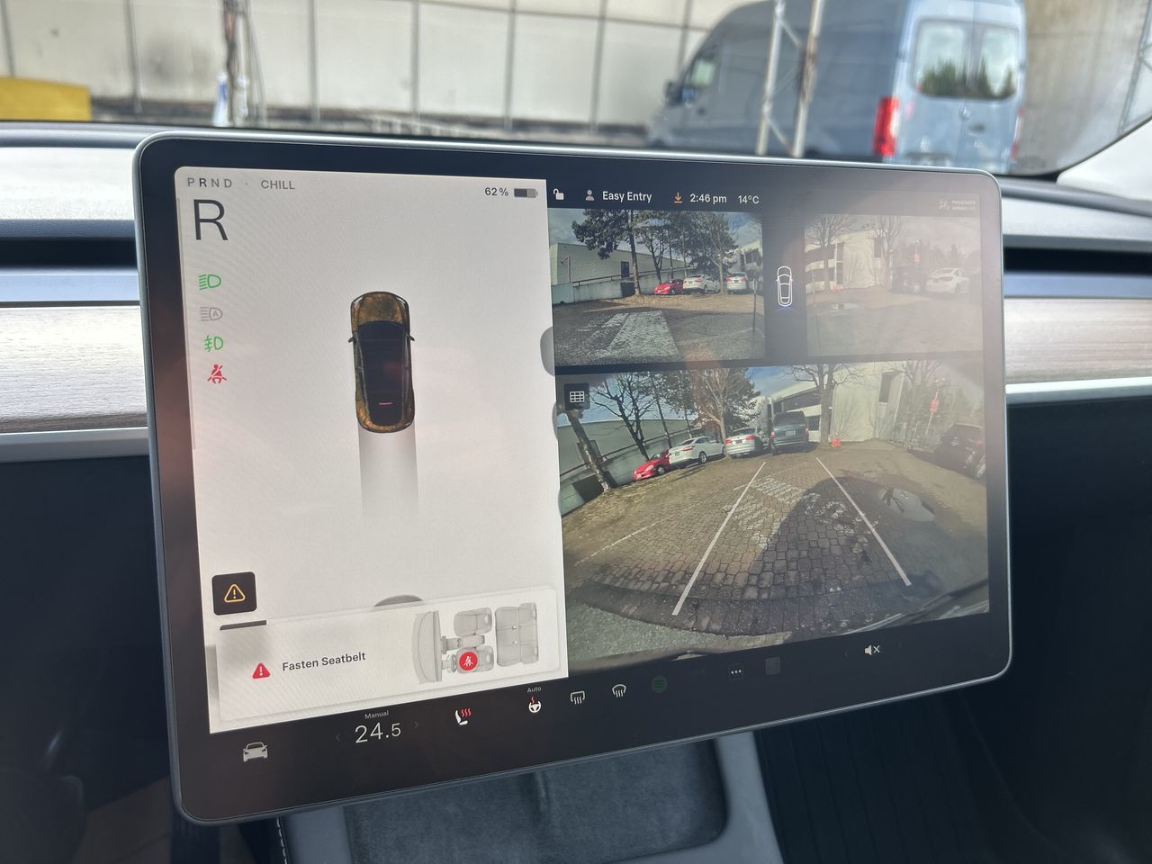 Tesla Model Y  2024 à Vancouver, Colombie-Britannique