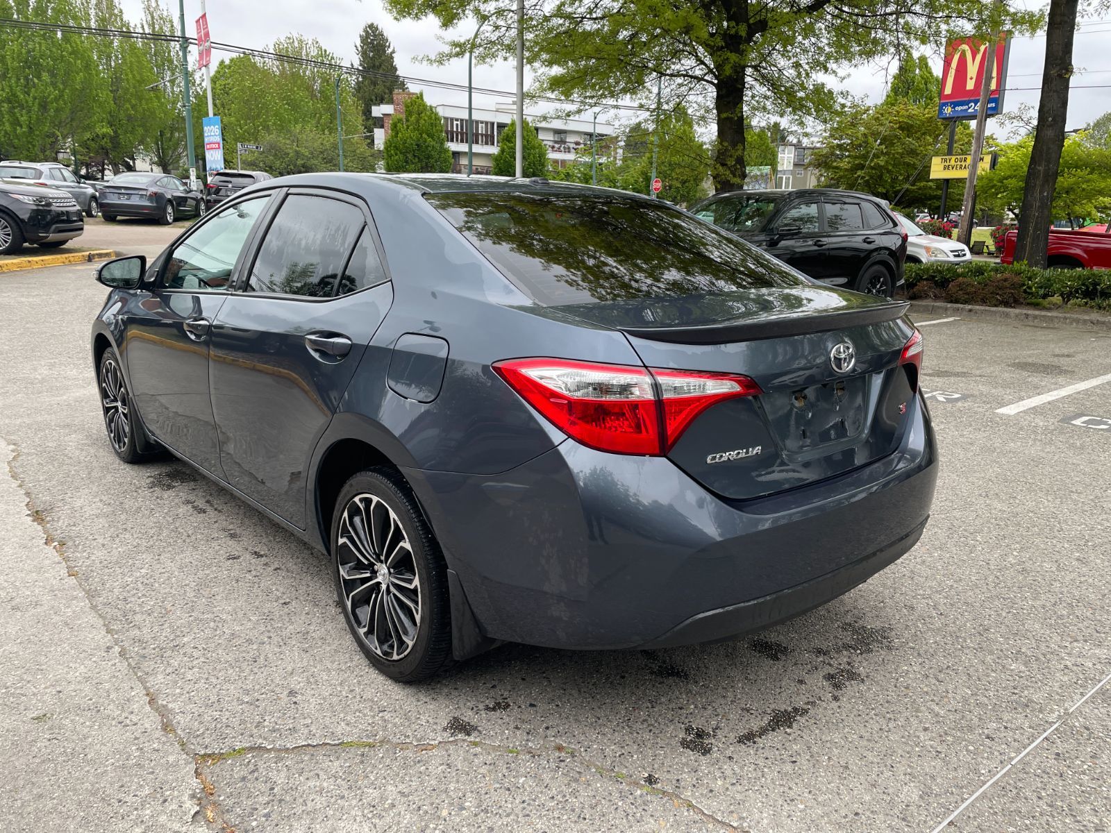 2016  Corolla