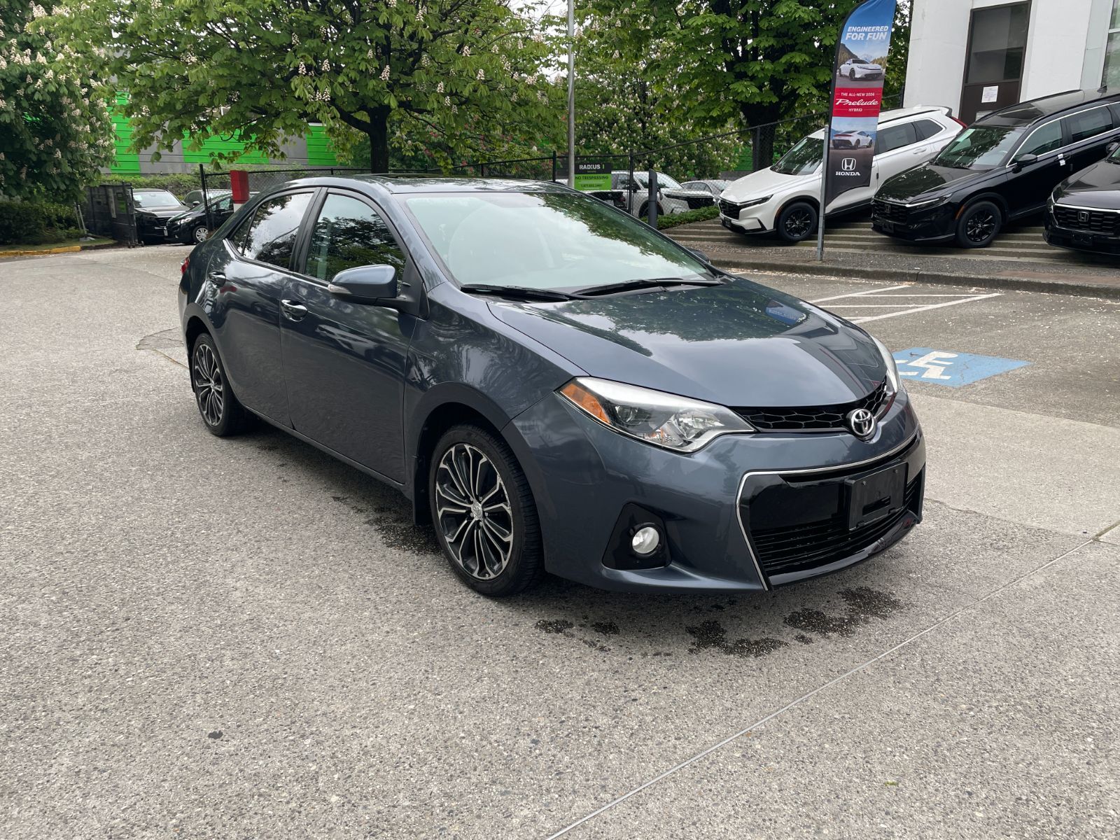 2016  Corolla