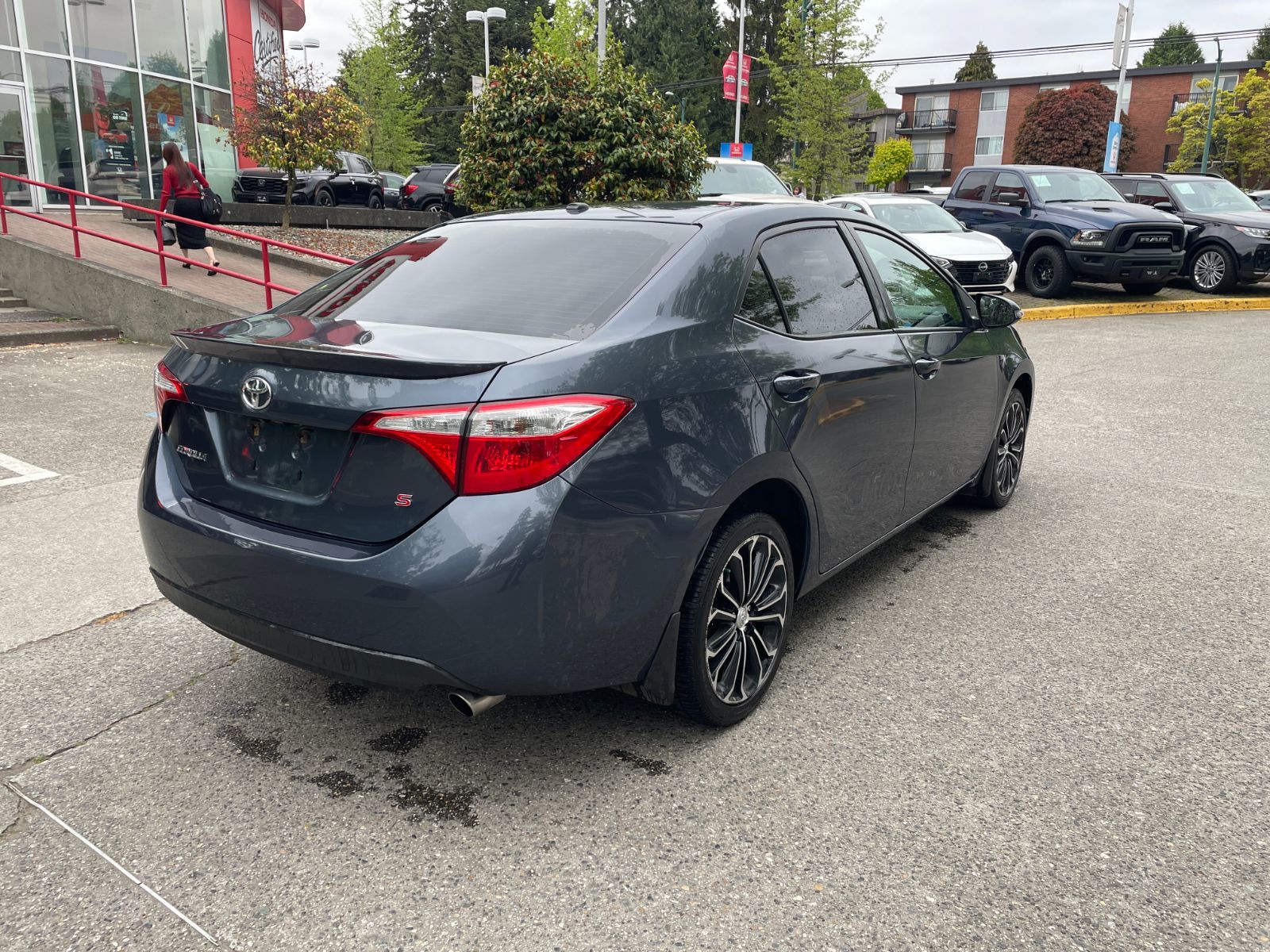 2016  Corolla